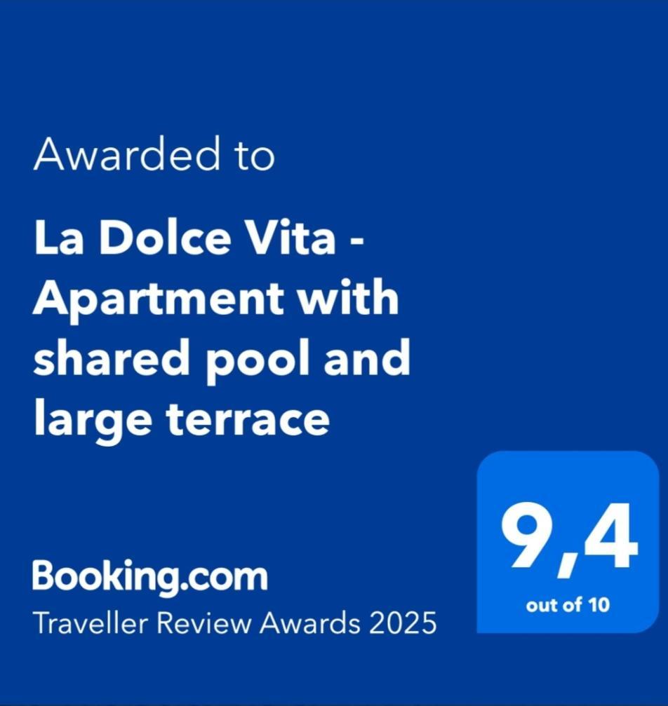 La Dolce Vita - Apartment With Shared Pool And Large Terrace Lido delle Nazioni Kültér fotó